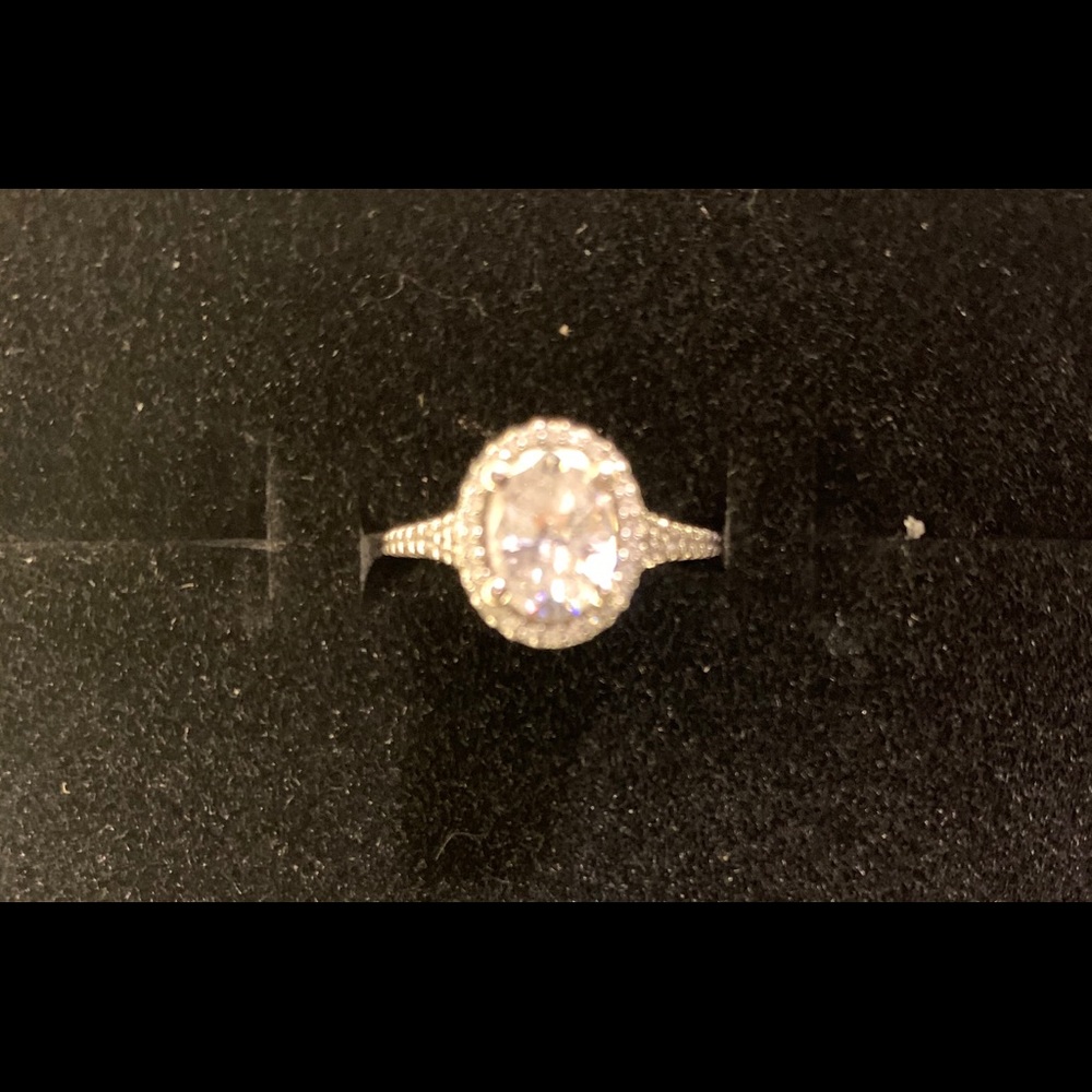 Oval Cut Ring - image 1
